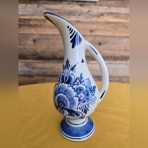 Delfts Blauw / Delft Blue Floral Hand Painted Dutch Ceramic Pitcher / Jug 7"